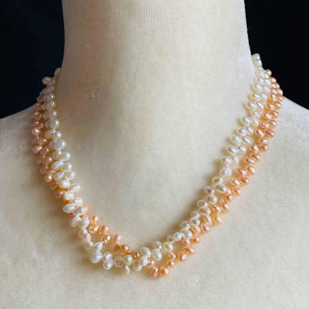 EUC Champagneβ Ivory & PinkβMultistrand Baroque Freshwater Pearl Beaded Necklace